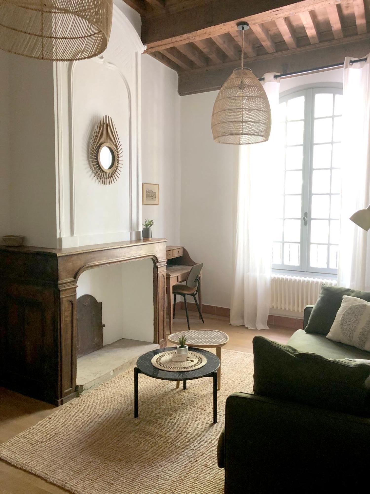 La Boheme Place Aux Herbes Uzès Εξωτερικό φωτογραφία
